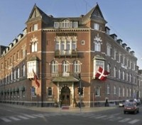 First Hotel Grand
